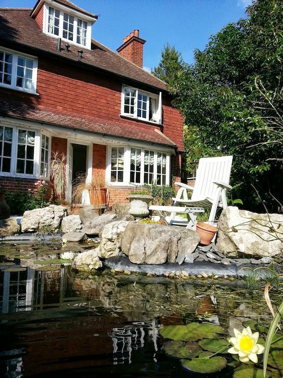 Rosemead Guest House Claygate Exteriör bild
