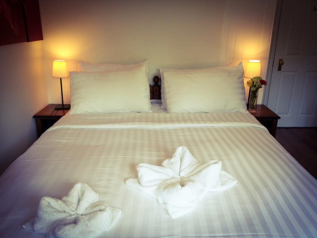 Rosemead Guest House Claygate Rum bild